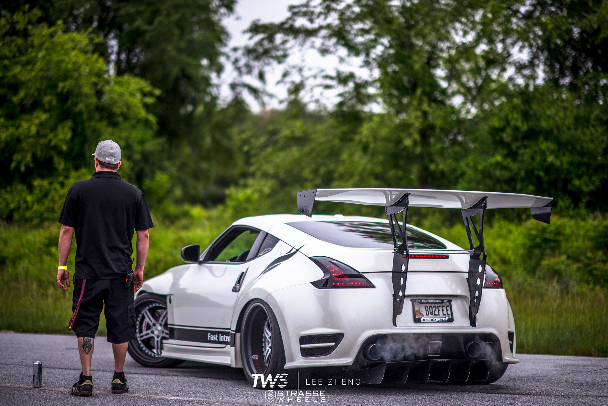 Large Sport Wing Spoiler on White Nissan 370Z - Photo by Strasse Forged