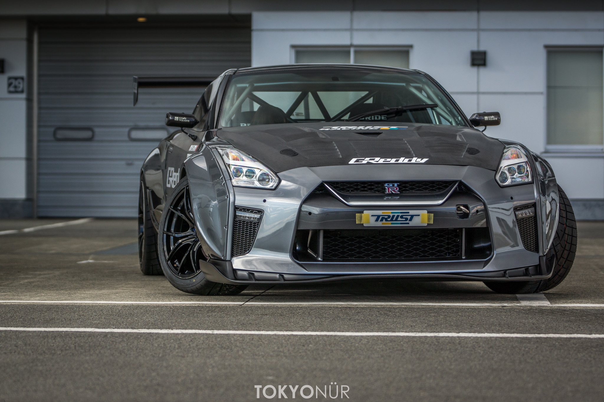 Nissan GT-R えい What's So Special About The Nissan GT-R 50th Edition Anyway?