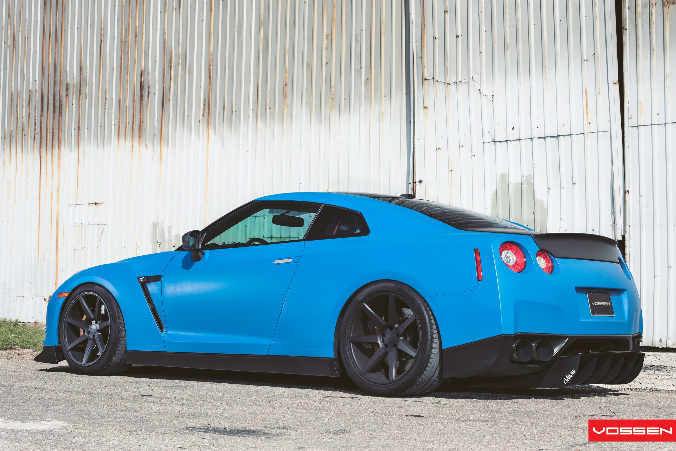 Custom good. Ниссан ГТР голубой. GTR 35. Ниссан ГТР синего цвета. Ниссан ГТП.