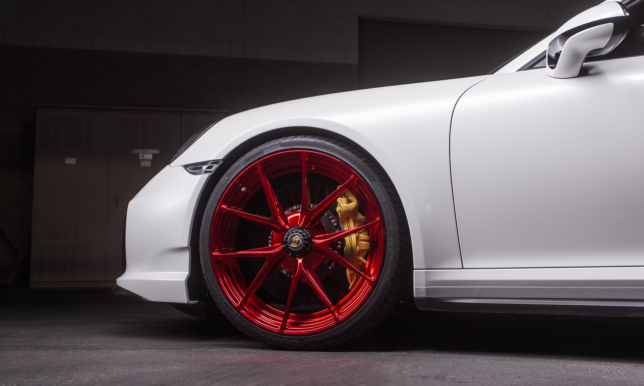 Red Niche Wheels with Yellow Brakes on Porsche 911 - Photo by Niche
