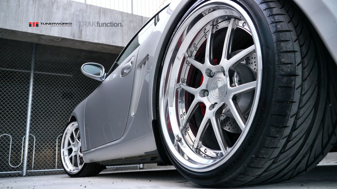 Custom Silver Porsche 911 Side Scoops - Photo by ADV.1