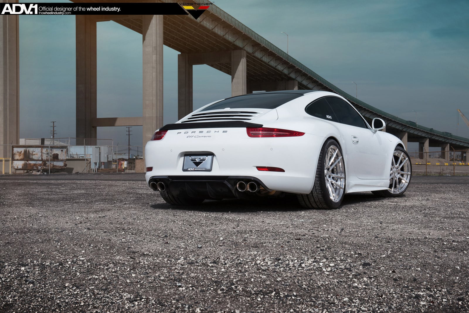 White Porsche 911 with Carbon Fiber Rear Diffuser - Photo by ADV.1
