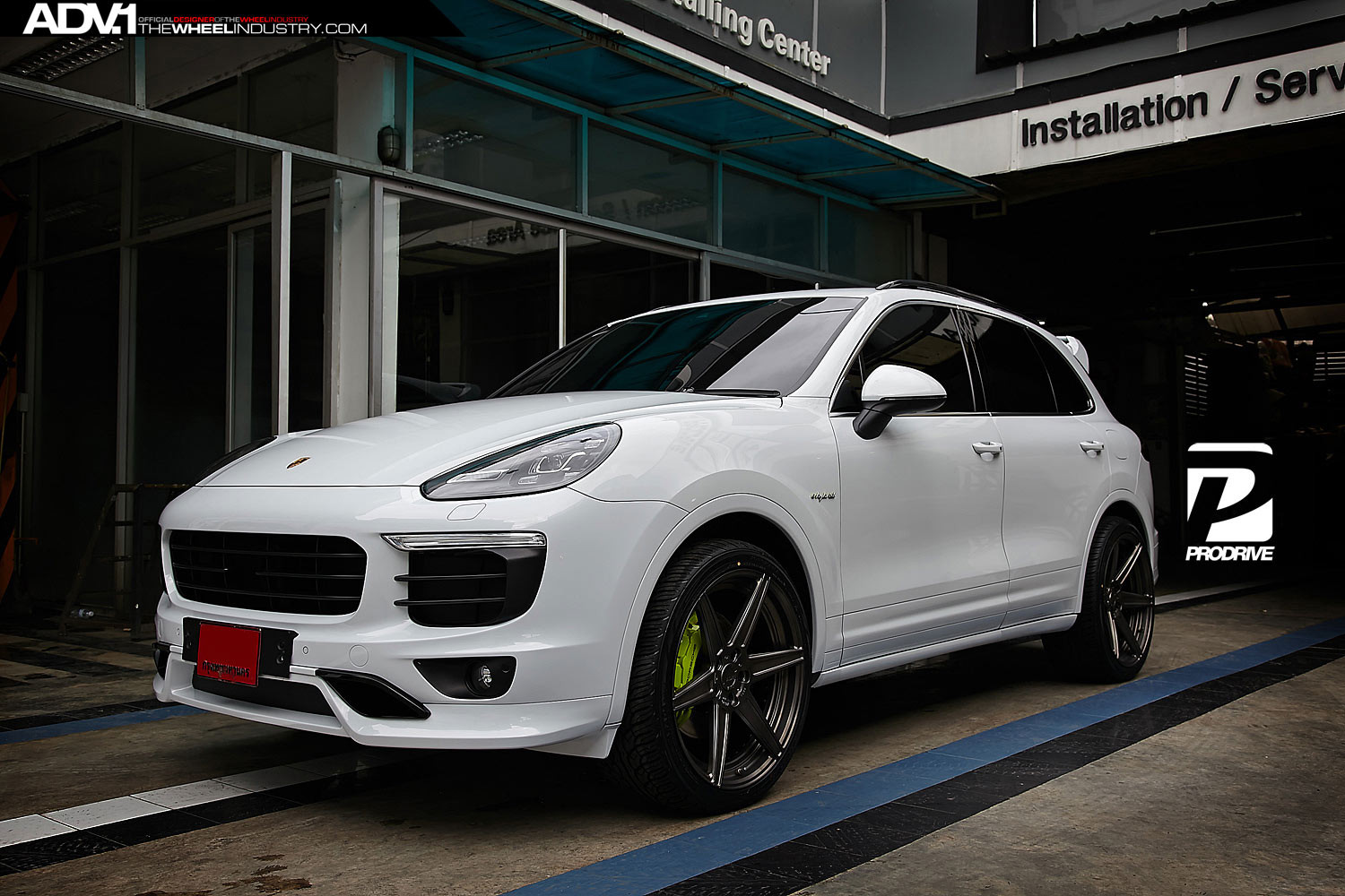 Black Billet Grille on White Porsche Cayenne - Photo by ADV.1