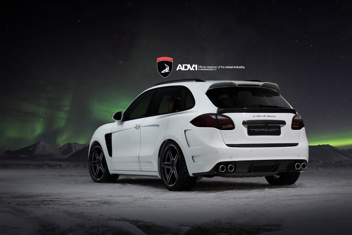 Aftermarket Roofline Spoiler on White Porsche Cayenne - Photo by ADV.1