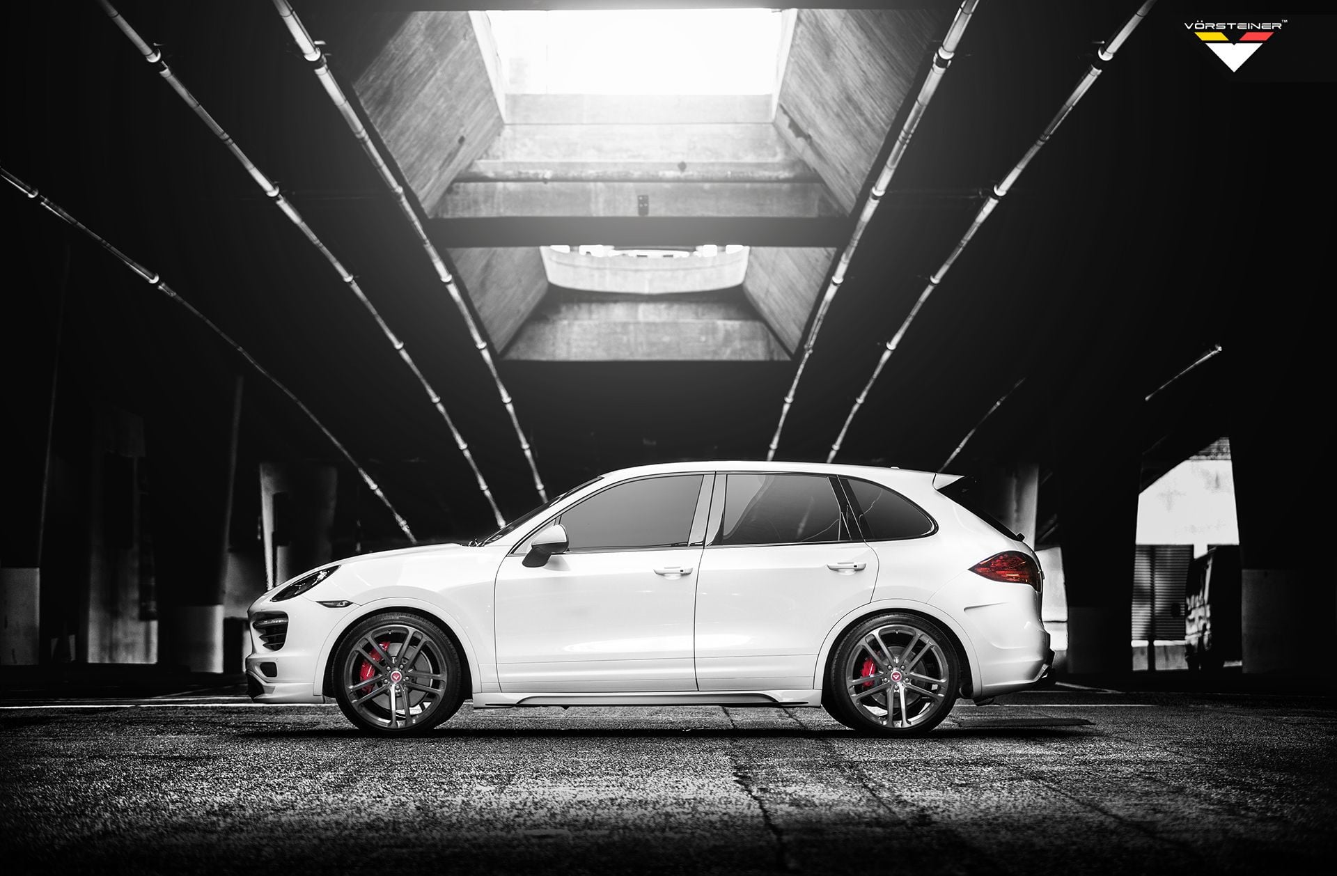 Custom White Porsche Cayenne Side Skirts - Photo by Vorstiner