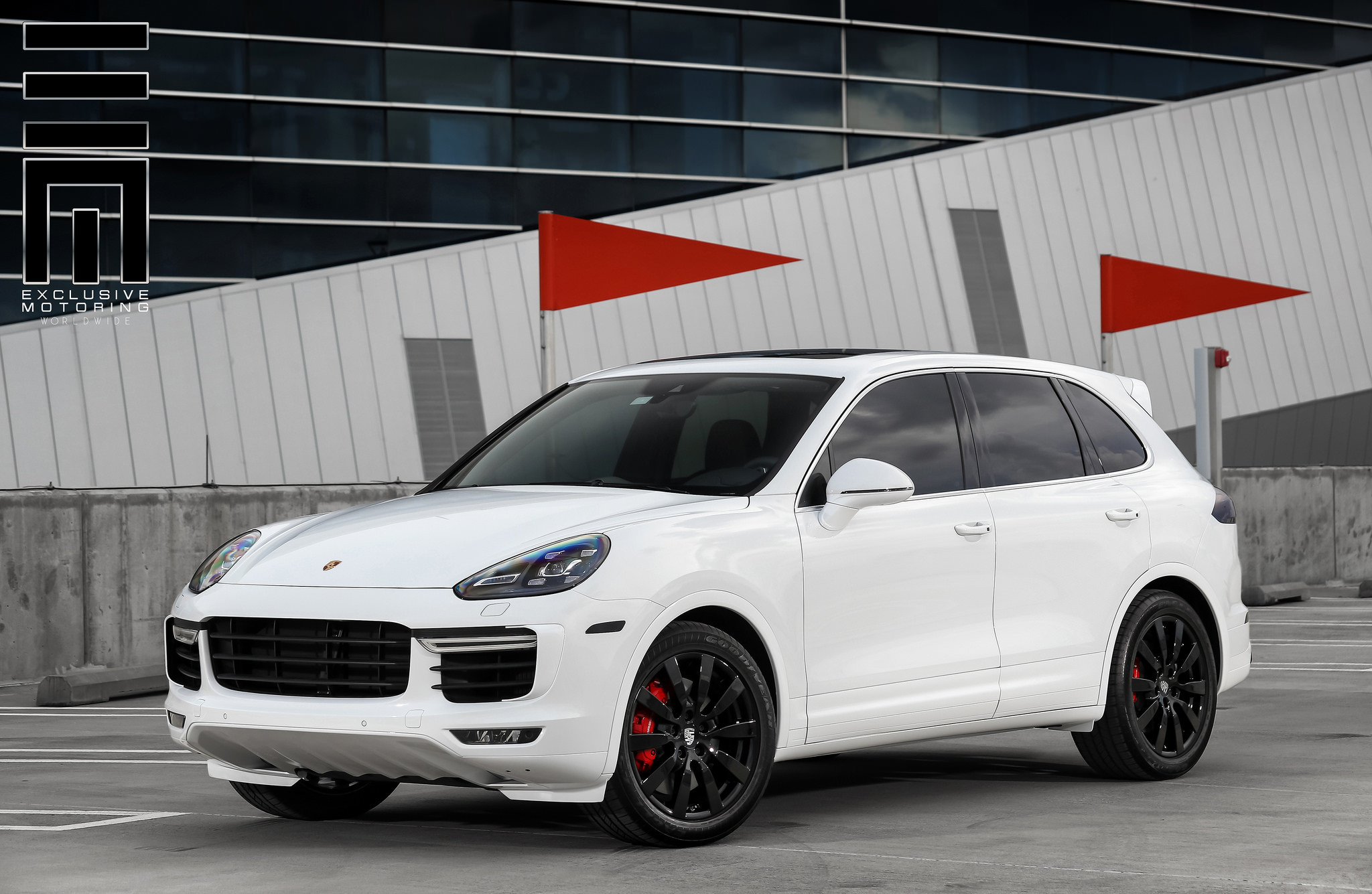 Porsche Cayenne Custom Front Bumper - Photo by Exclusive Motoring