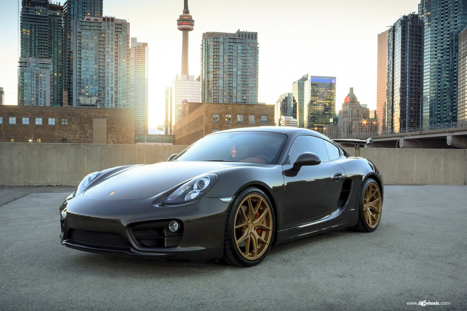 Track Day Warrior Porsche Cayman in Toronto - Photo by Avant Garde