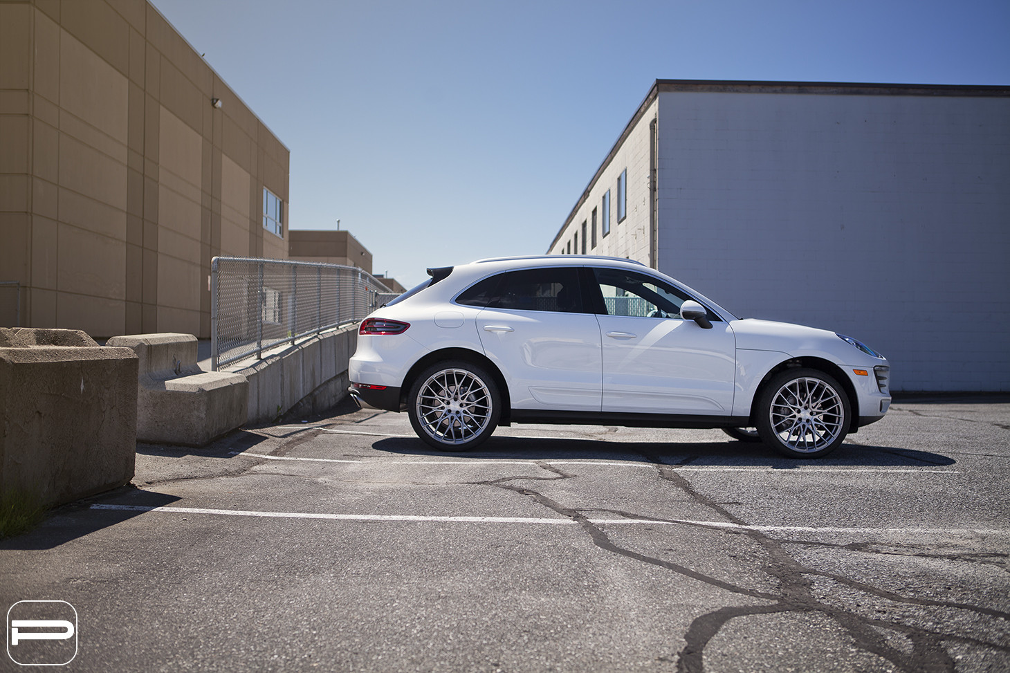 White Porsche Macan with Aftermarket Side Skirts - Photo by PUR Wheels