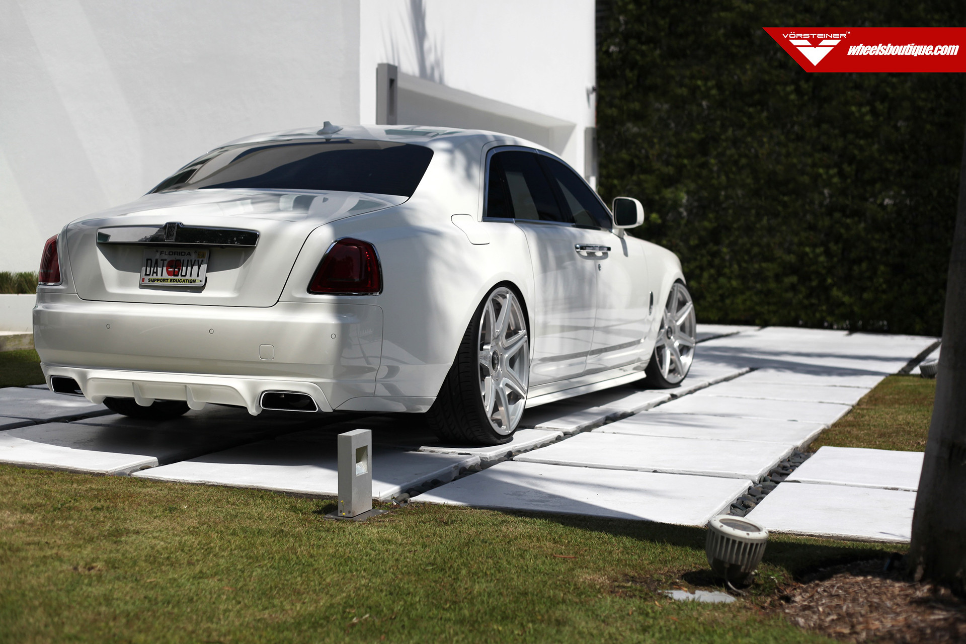 White Rolls Royce Ghost with Red Smoke Taillights - Photo by Vorstiner