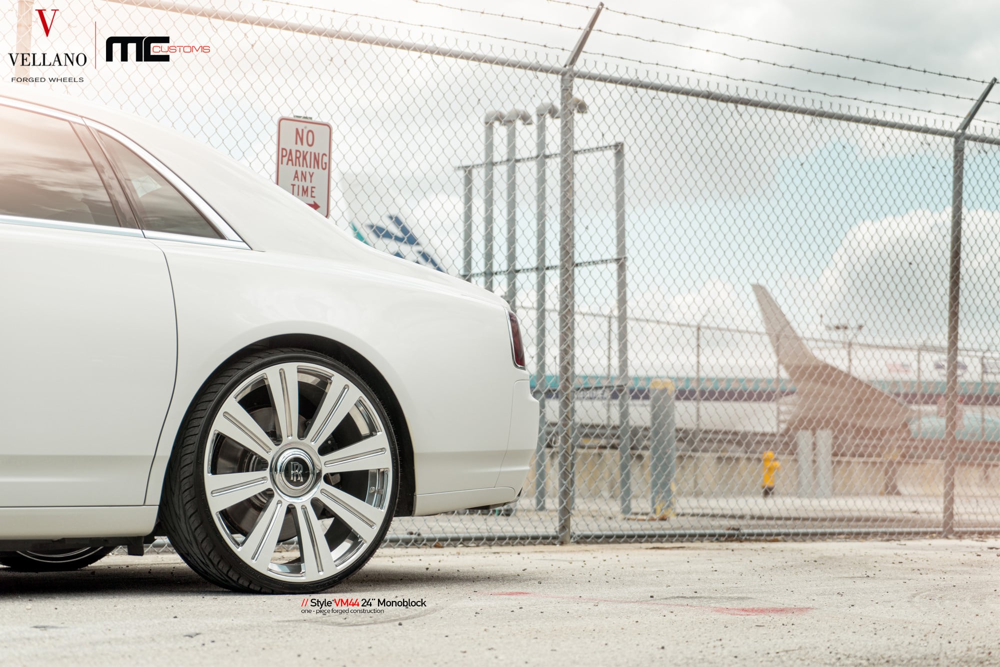 White Rolls Royce Ghost with Chrome Vellano Rims - Photo by Vellano