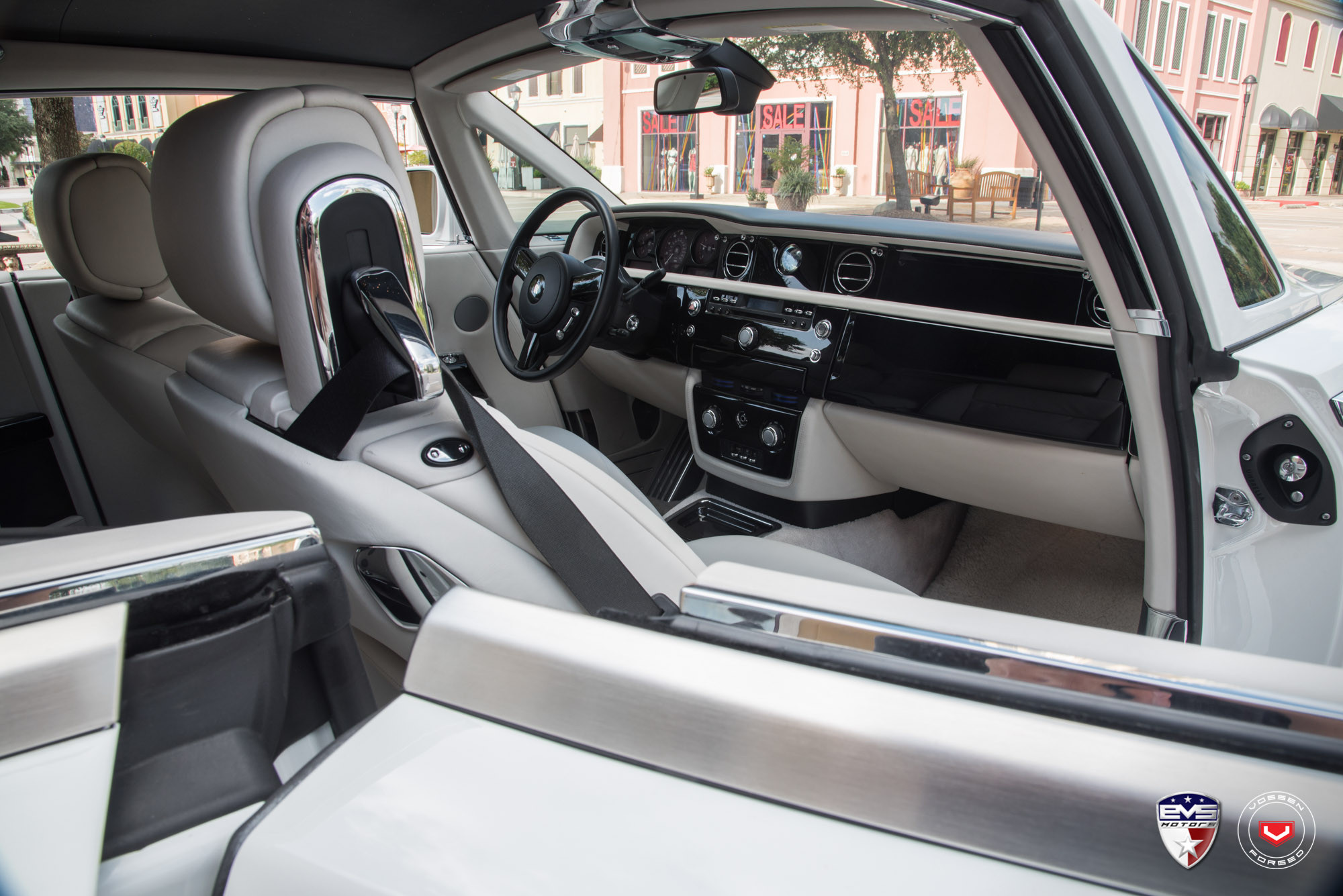 White Rolls Royce Phantom with Custom Dash Trim - Photo by Vossen