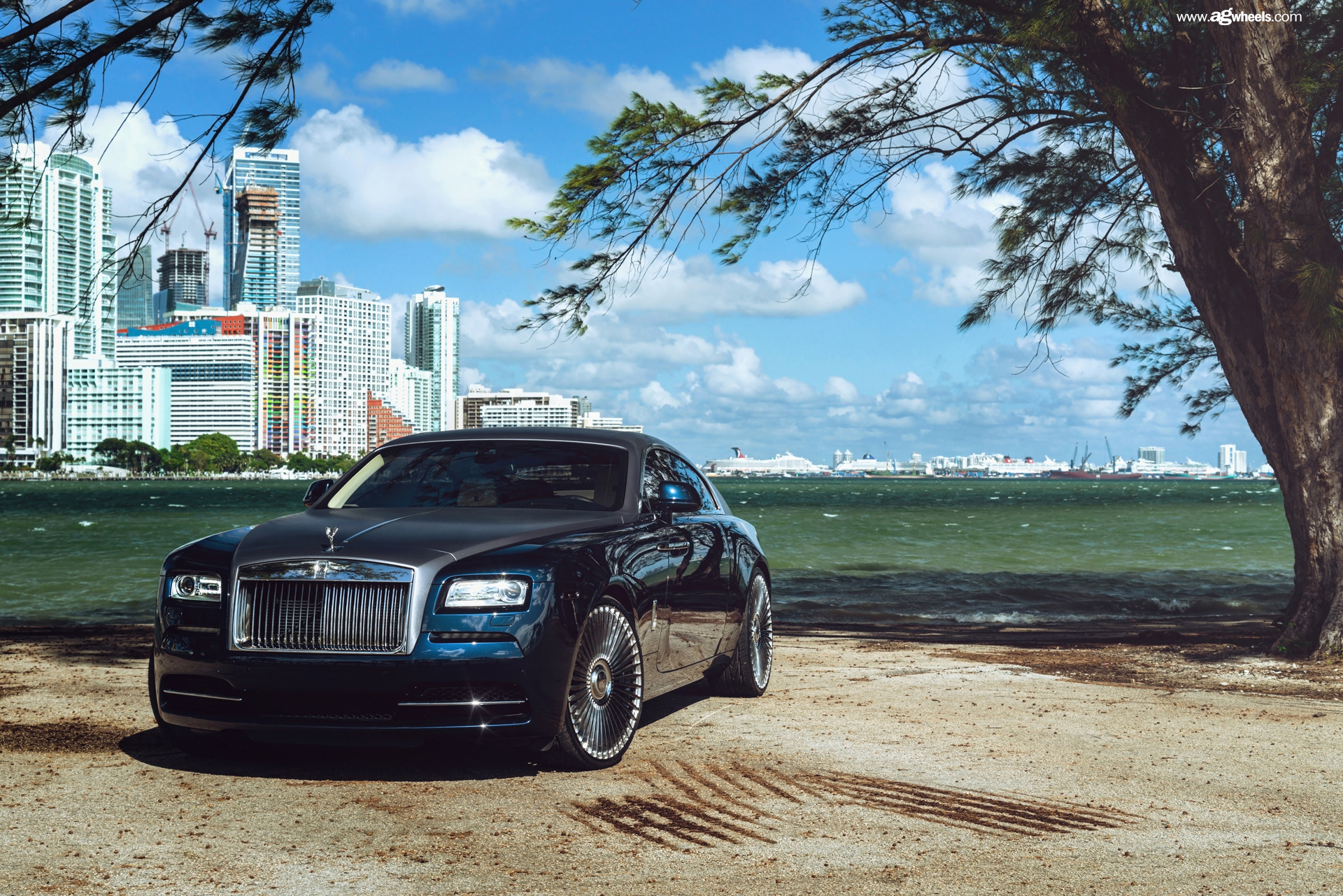 Aftermarket Headlights on Blue Rolls-Royce Wraith - Photo by Avant Garde Wheels