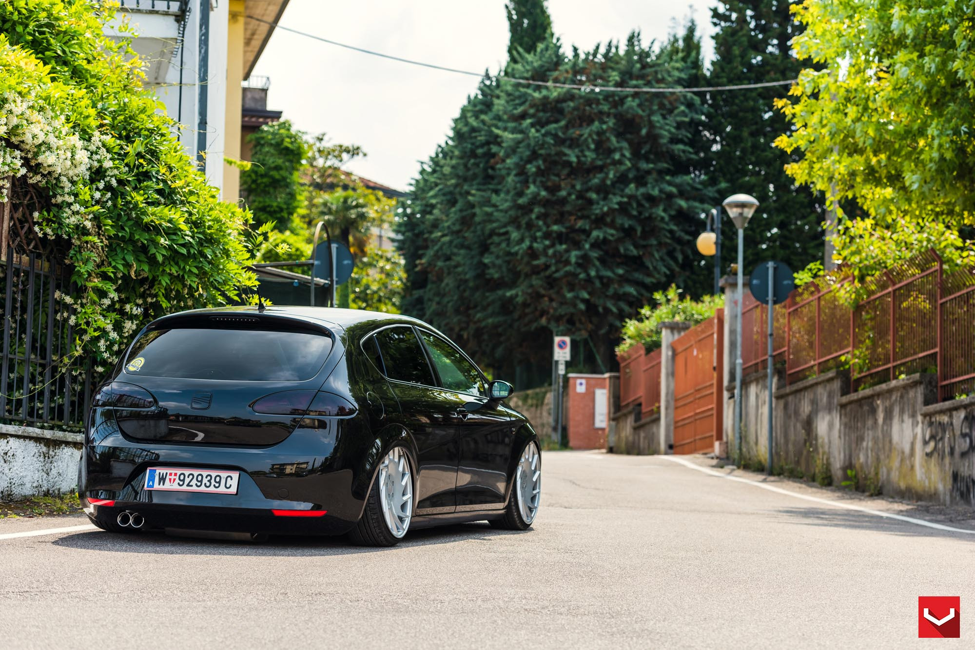 Aftermarket Taillights on Black Seat Leon - Photo by Vossen