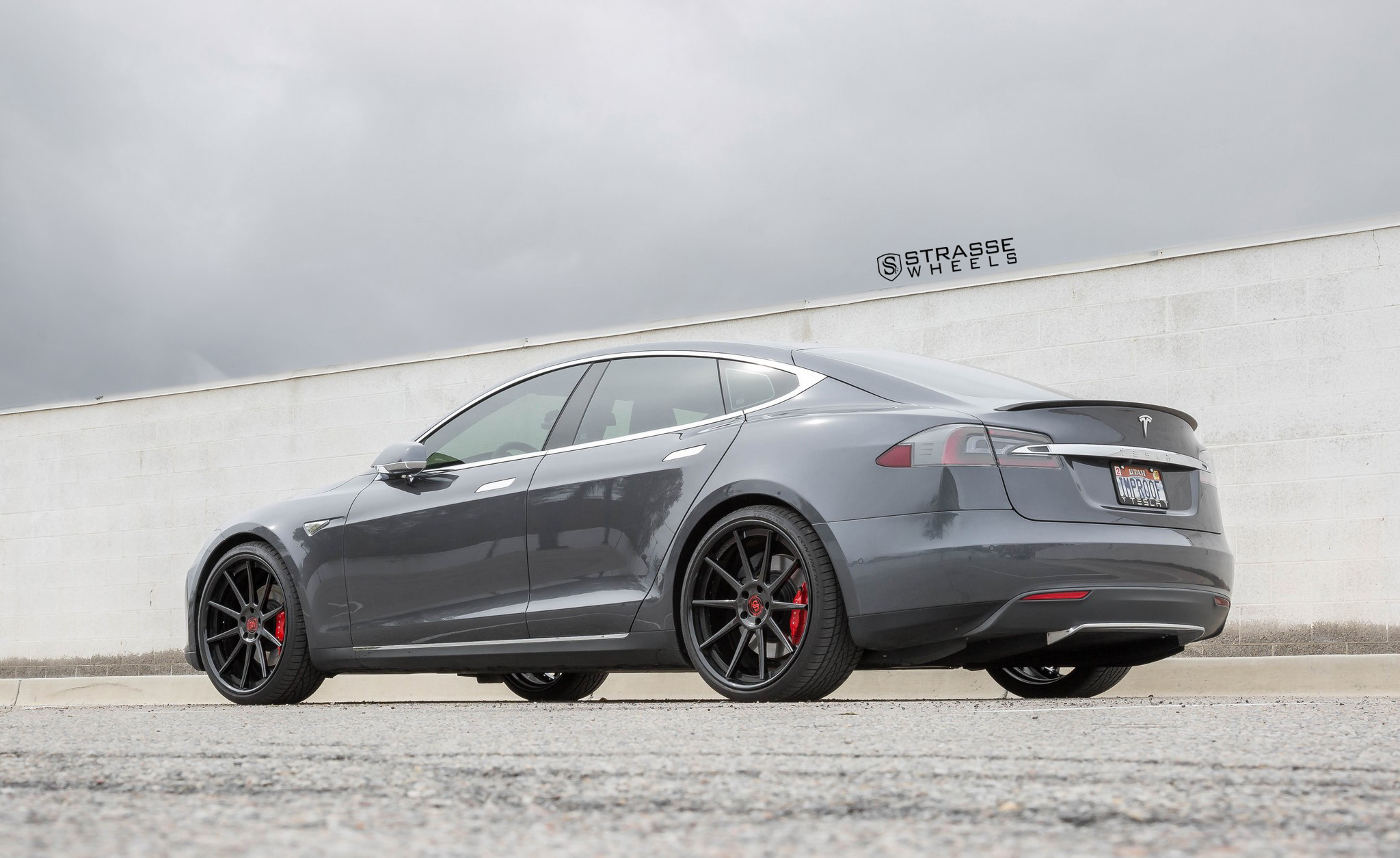 Factory Style Rear Lip Spoiler on Gray Tesla Model S - Photo by Strasse Forged