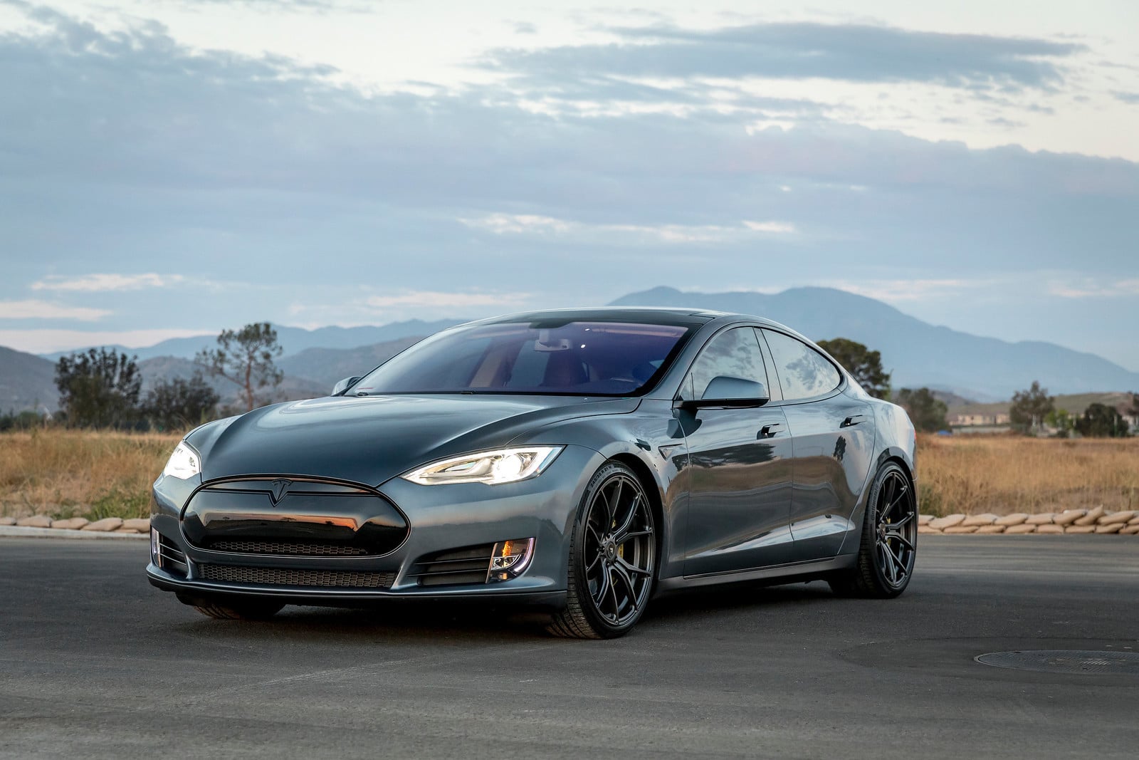 Gray Tesla Model S with Aftermarket Front Bumper - Photo by Vorstiner