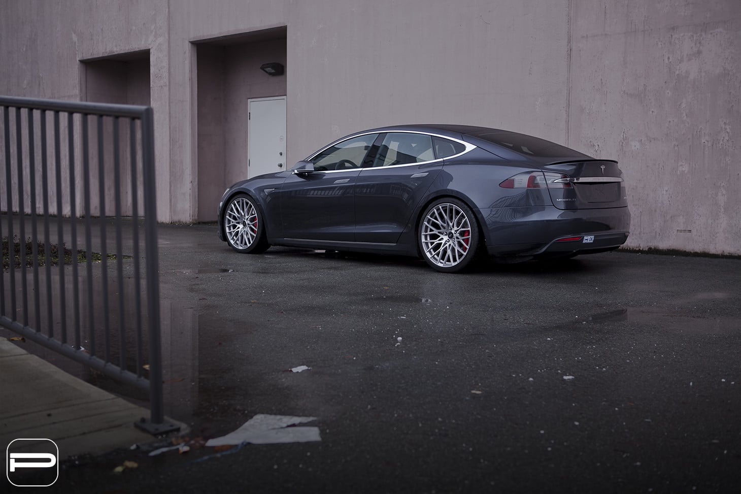 Black Tesla Model S with Aftermarket Side Skirts - Photo by SR Auto Group