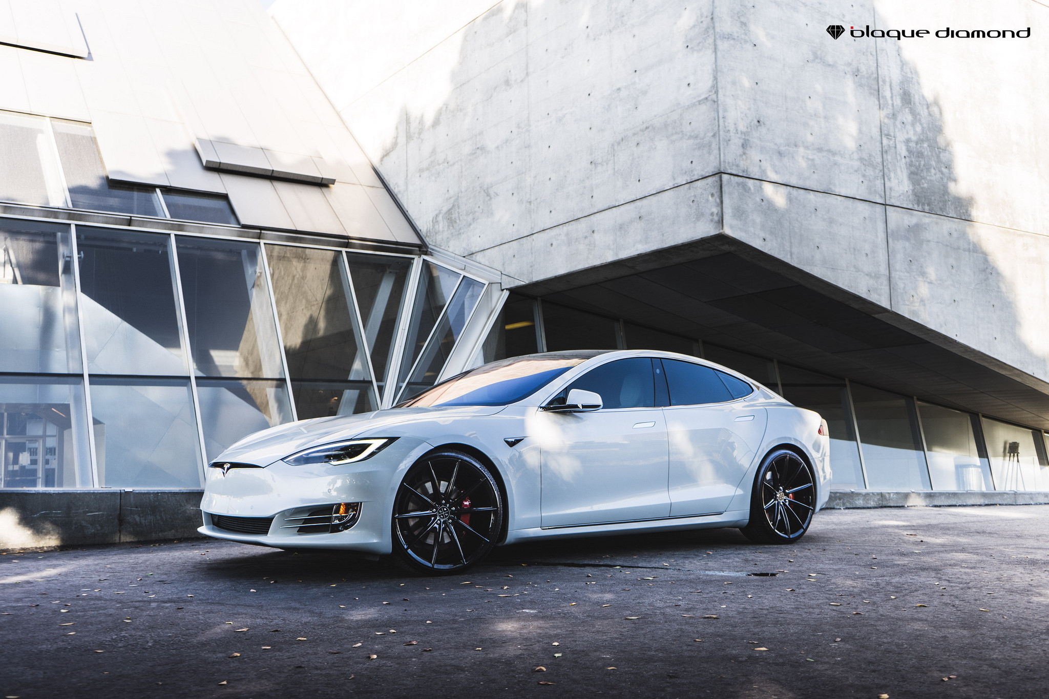 Front Bumper with Fog Lights on White Tesla Model S - Photo by Blaque Diamond