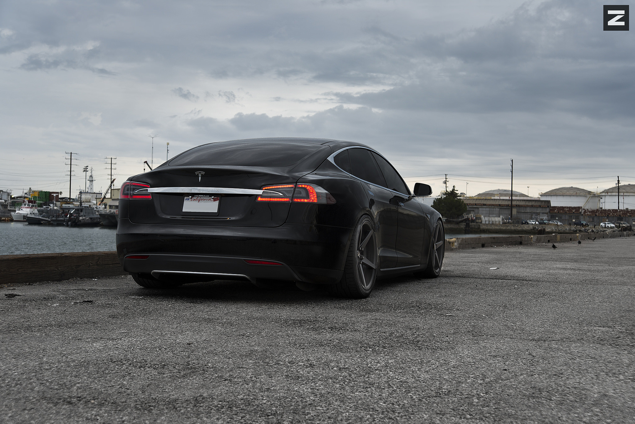 Aftermarket Rear Diffuser on Black Tesla Model S - Photo by Zito Wheels