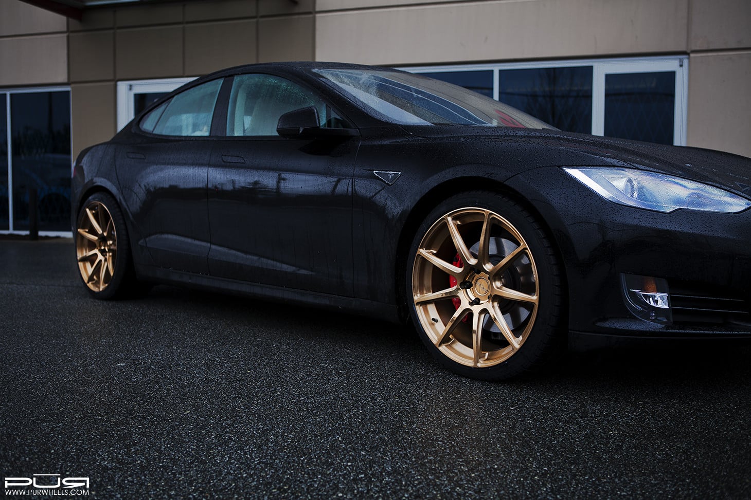 Black Tesla Model S with Custom Gold PUR Rims - Photo by PUR Wheels
