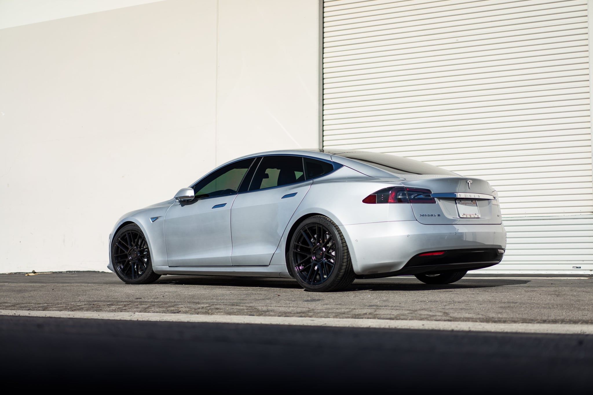 Red Smoke Taillights on Silver Tesla Model S - Photo by TSW Wheels