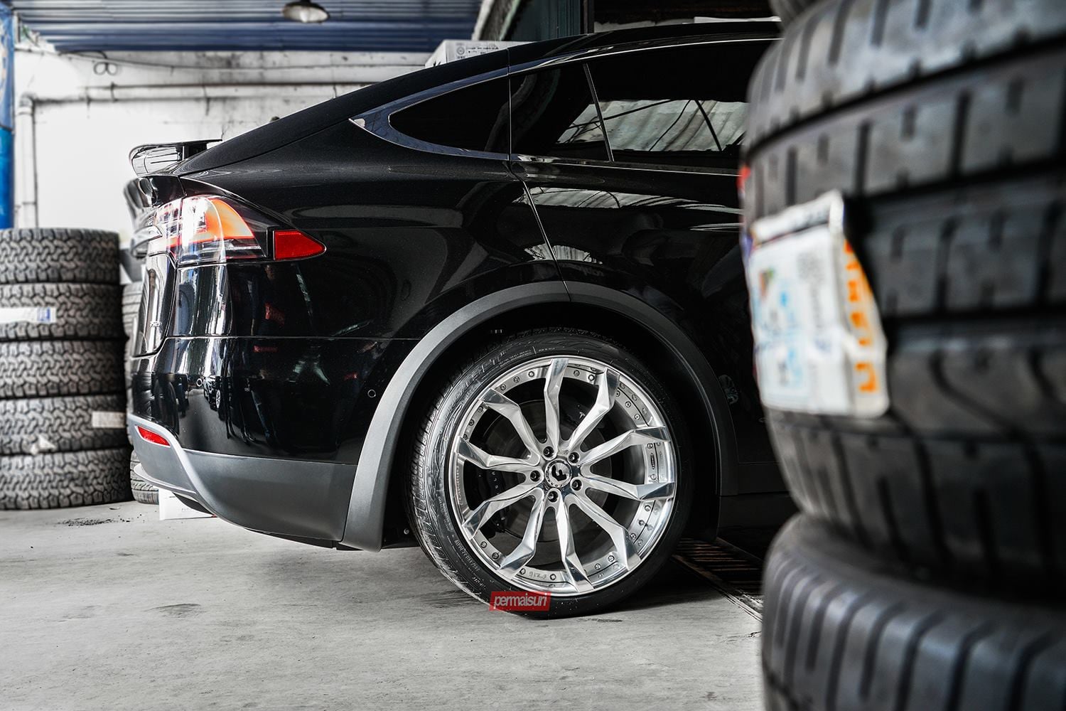 Chrome Forgiato Wheels on Black Tesla Model X - Photo by Forgiato