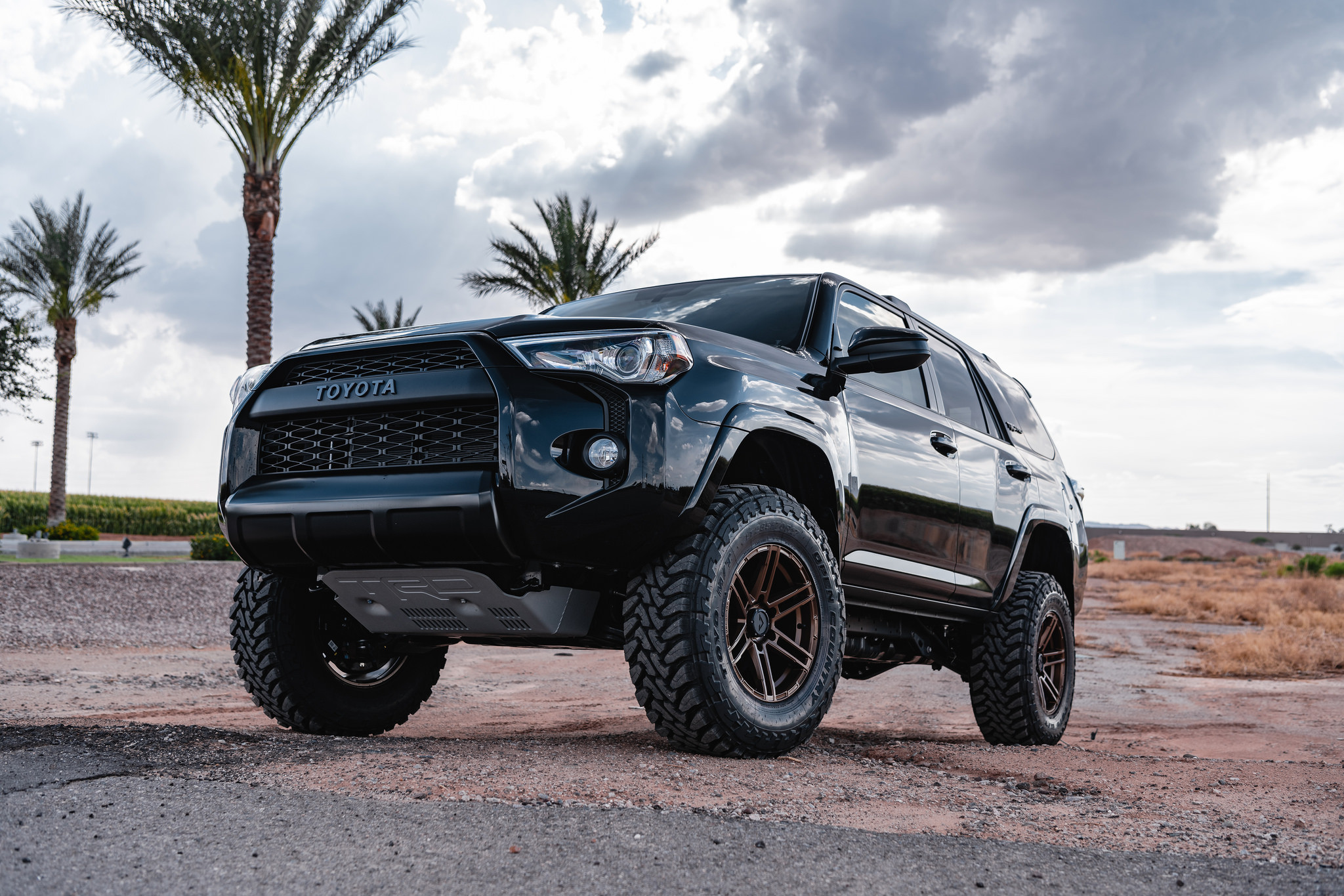 Custom Projector Headlights on Black Toyota 4Runner - Photo by Venom Rex