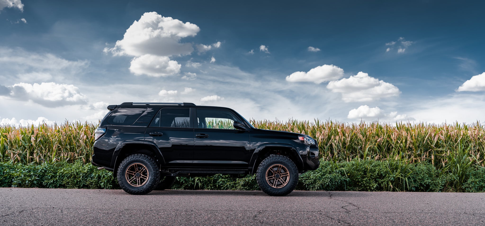 Black Lifted Toyota 4Runner on Toyo Tires - Photo by Venom Rex