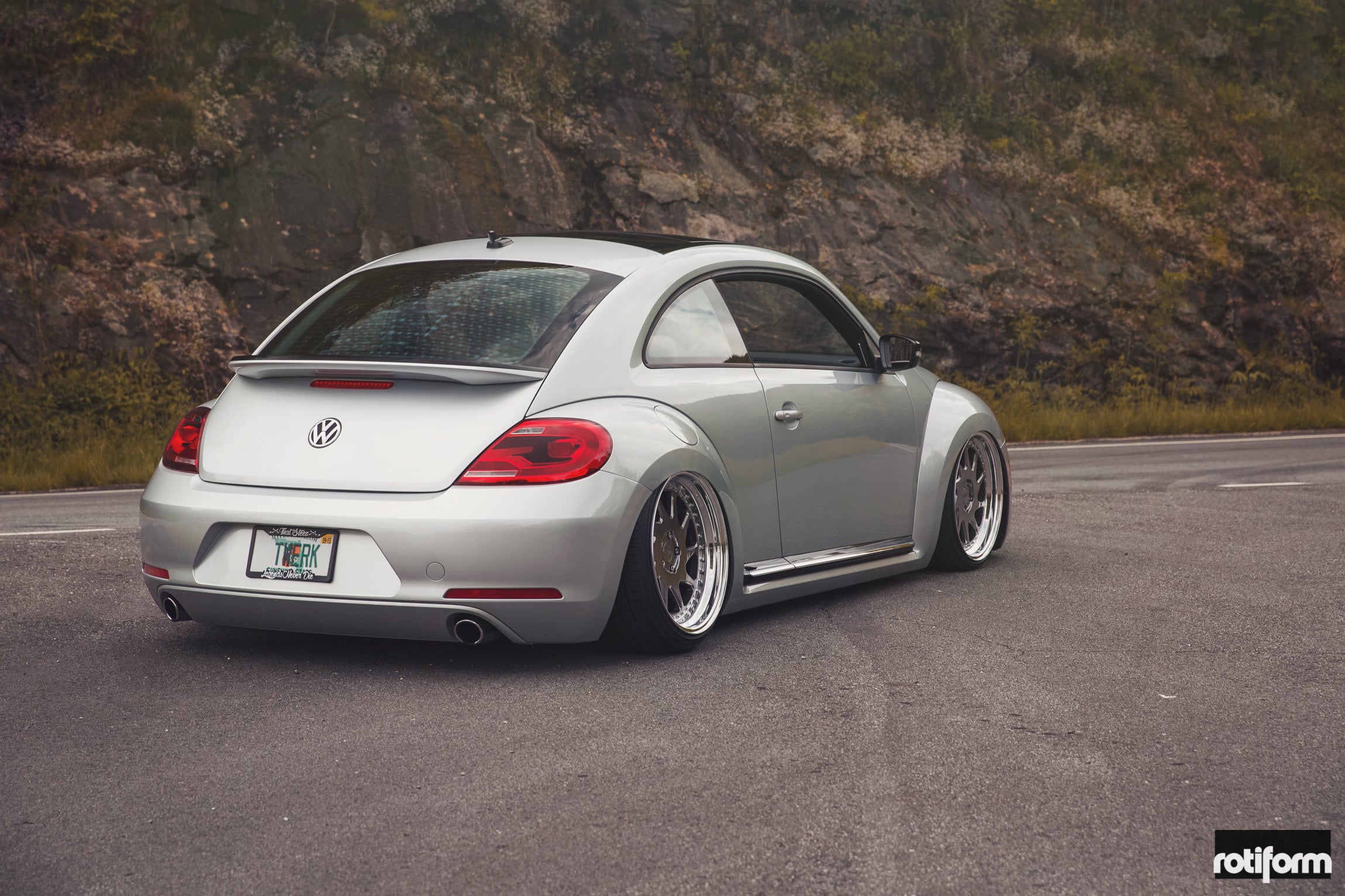 Rear Lip Spoiler on Silver VW Beetle - Photo by Rotiform