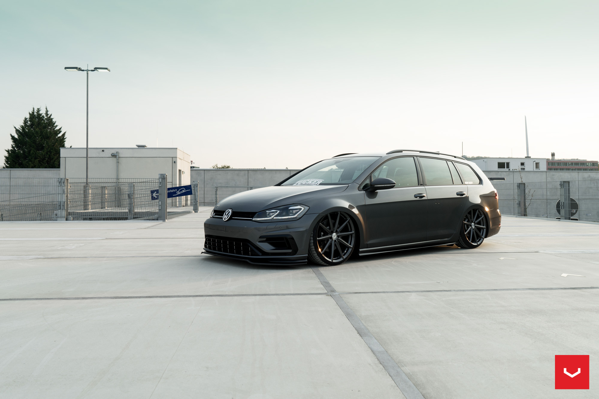 Volkswagen Golf Station Wagon on Air Suspension - Photo by Vossen
