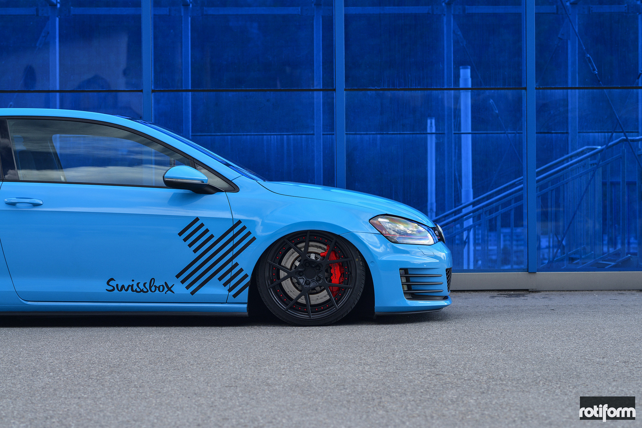 Air Lifted Volkswagen Golf - Photo by Rotiform