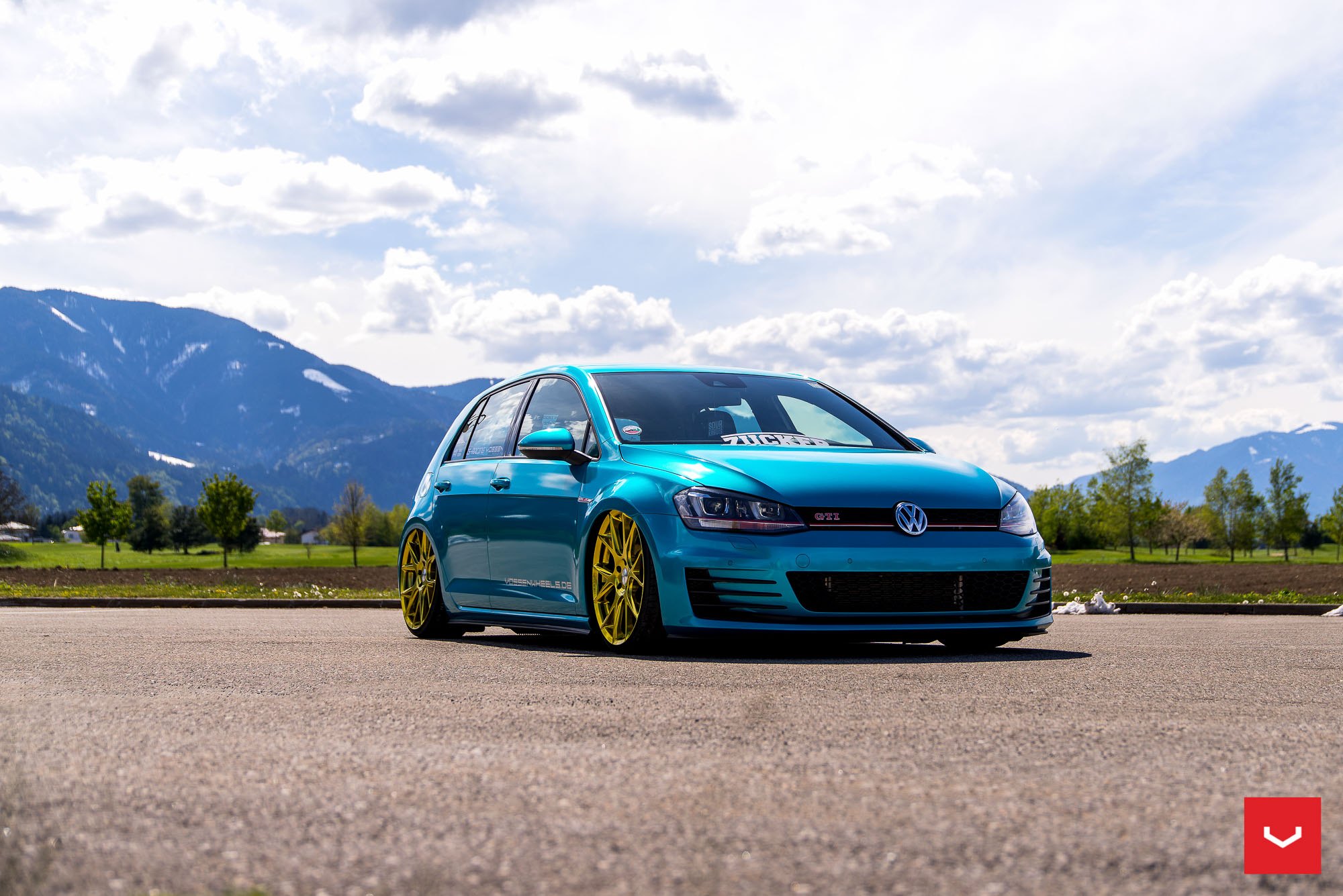 Volkswagen Golf 7 GTI stance