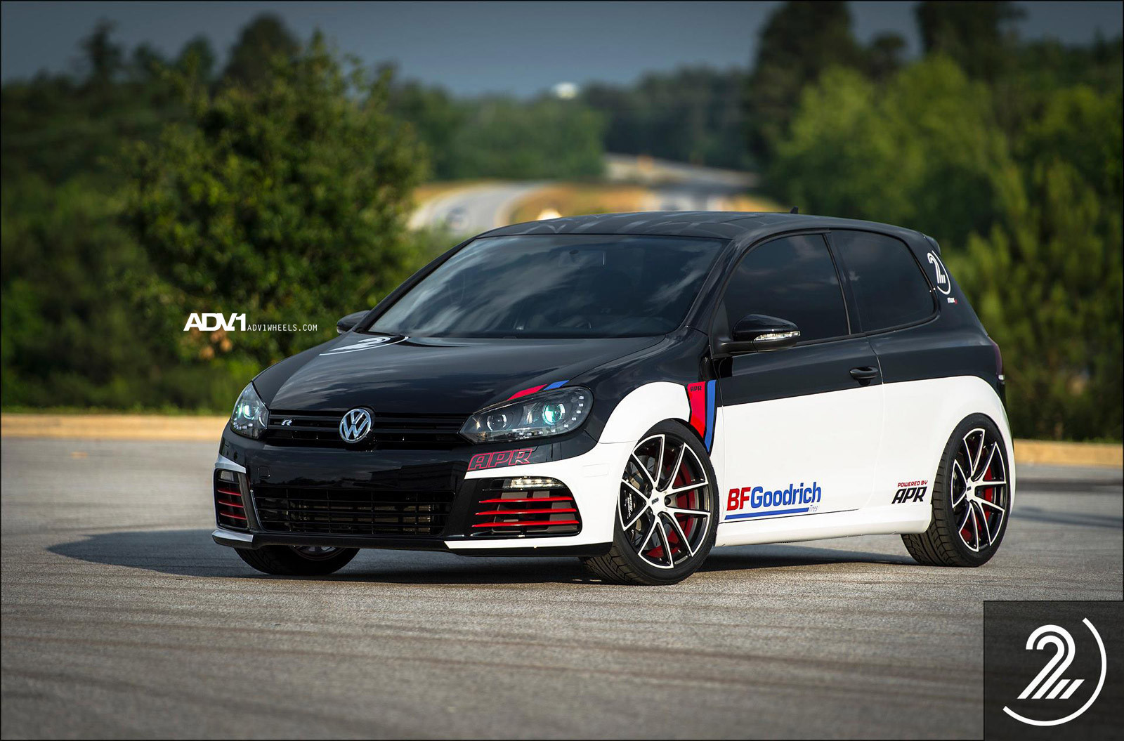 Custom Black and White VW Golf R - Photo by ADV.1
