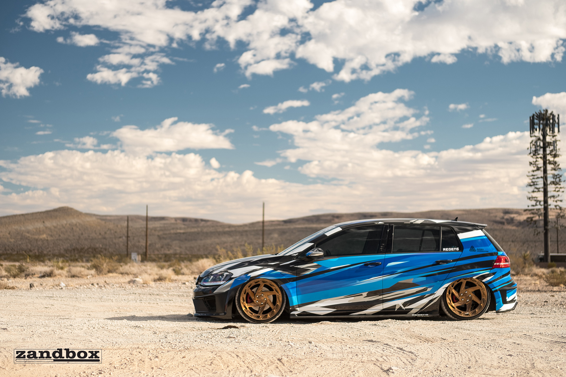 Aftermarket Side Skirts on VW Golf - Photo by zandbox