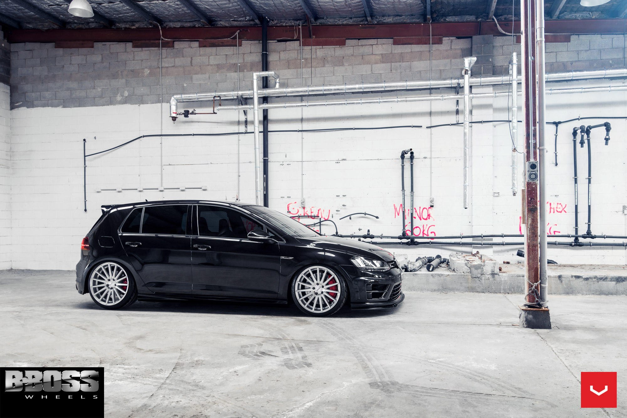 Lowered VW Golf R MK7 - Photo by Vossen