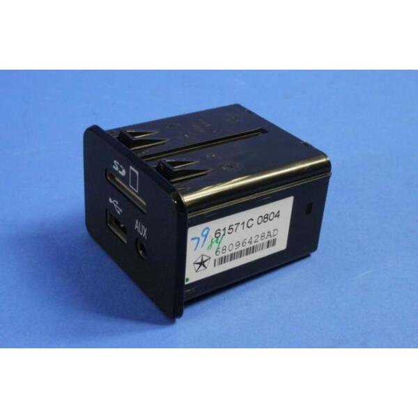 Mopar® 68096428AD Hub Media Center