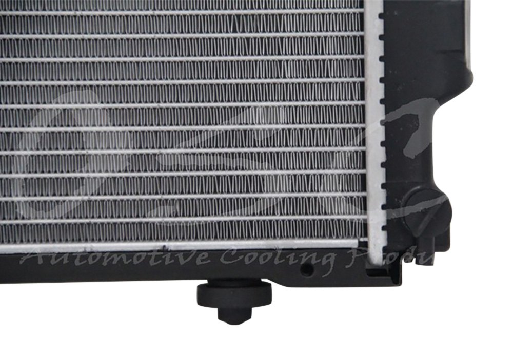 OSC Heat Transfer Products® 1183 - Crossflow Engine Coolant Radiator ...