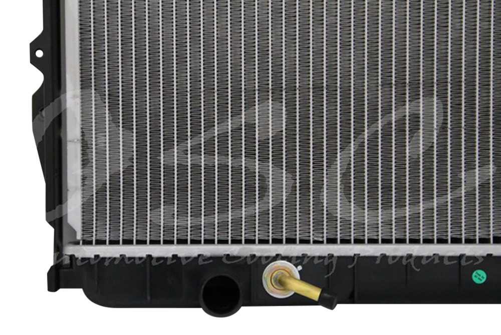 OSC Heat Transfer Products® 1512 - Downflow Engine Coolant Radiator ...