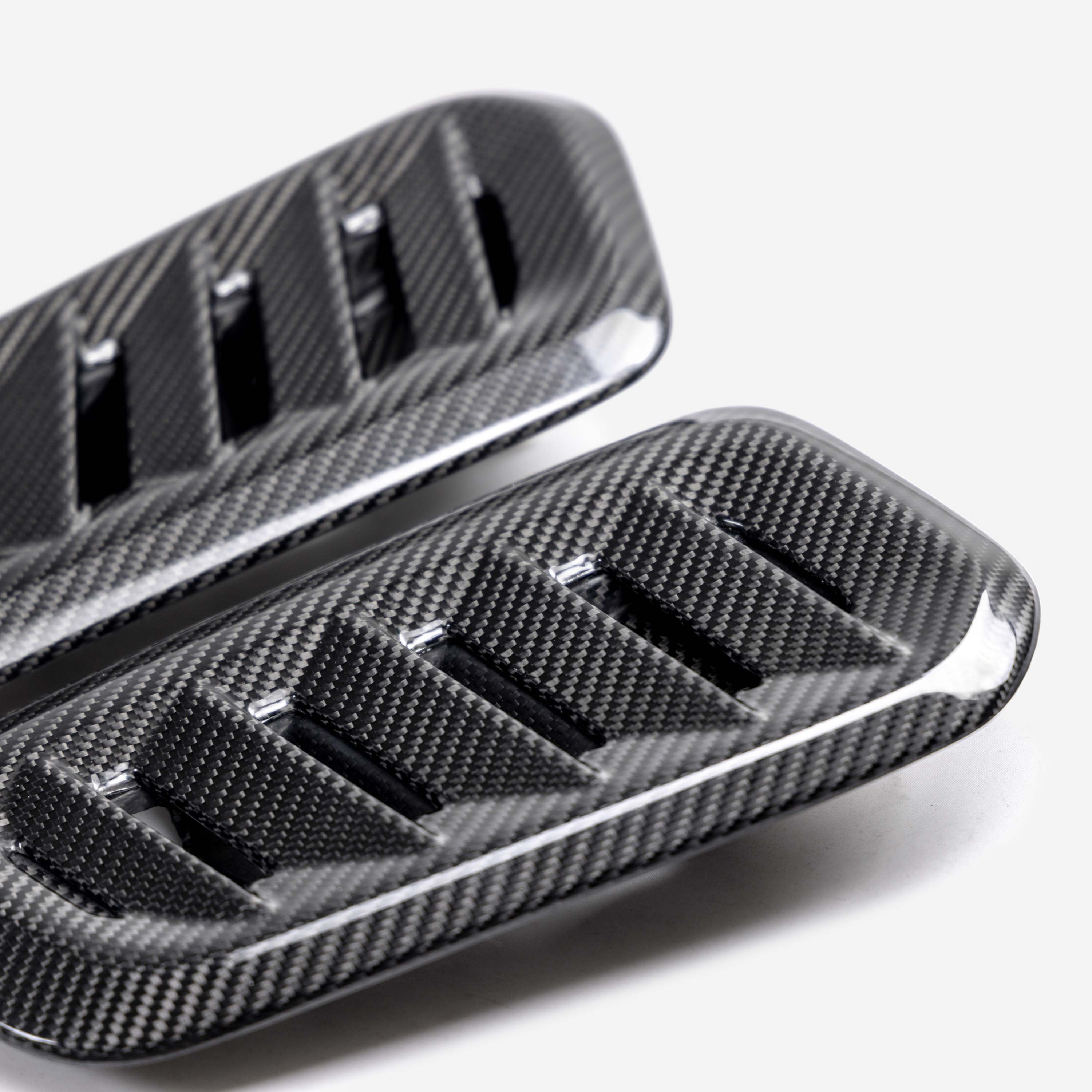Seibon® HV23TYGRCOR - Matte Dry Carbon Fiber Hood Vents