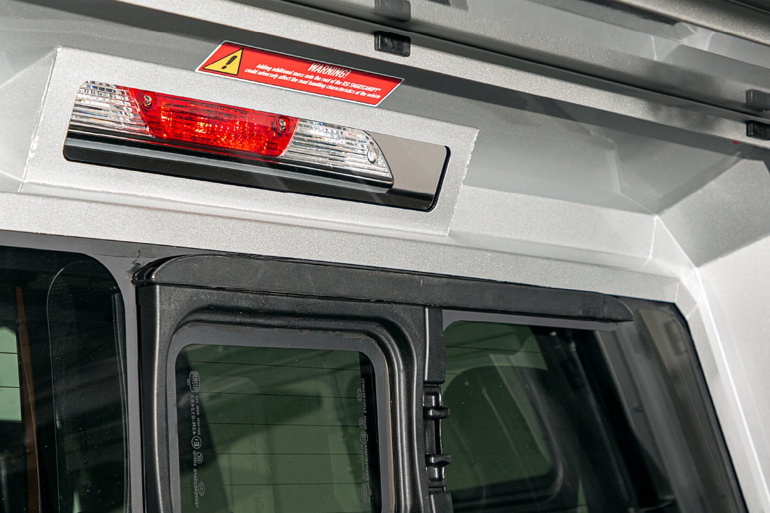 SmartCap® Ford Ranger 2021 EVO Sport Series Truck Bed Cap