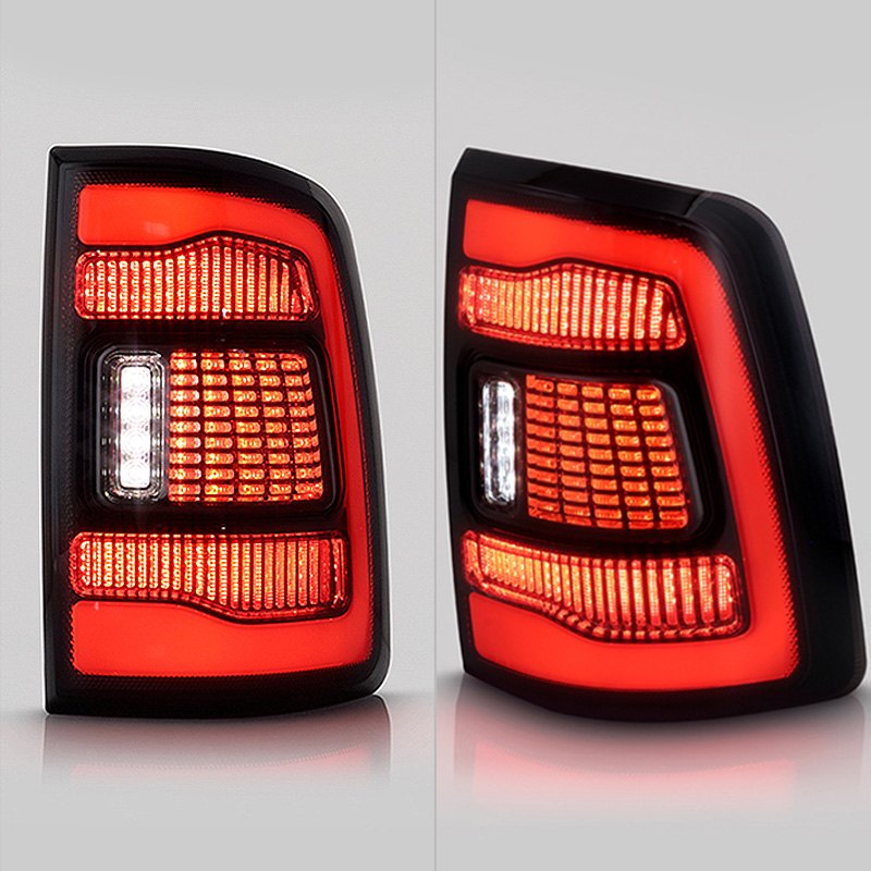 Spyder® ALT-JH-DRAM10-LED-BSM - Black/Smoke LED Tail Lights
