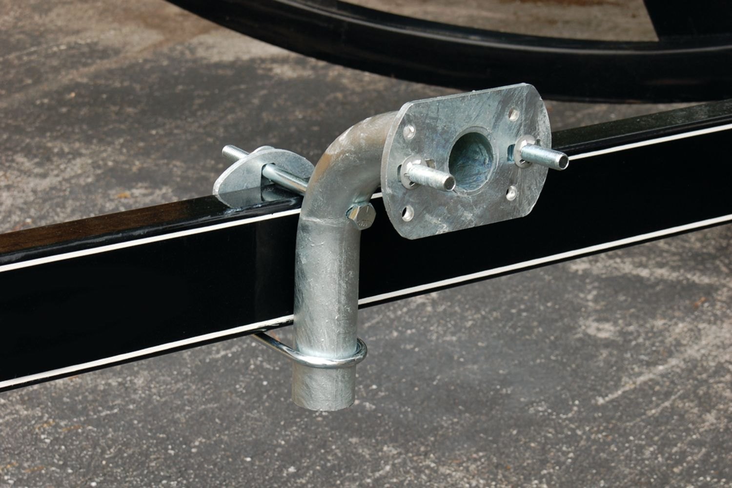 Tie Down Engineering® 86101 High Mount Spare Tire Carrier