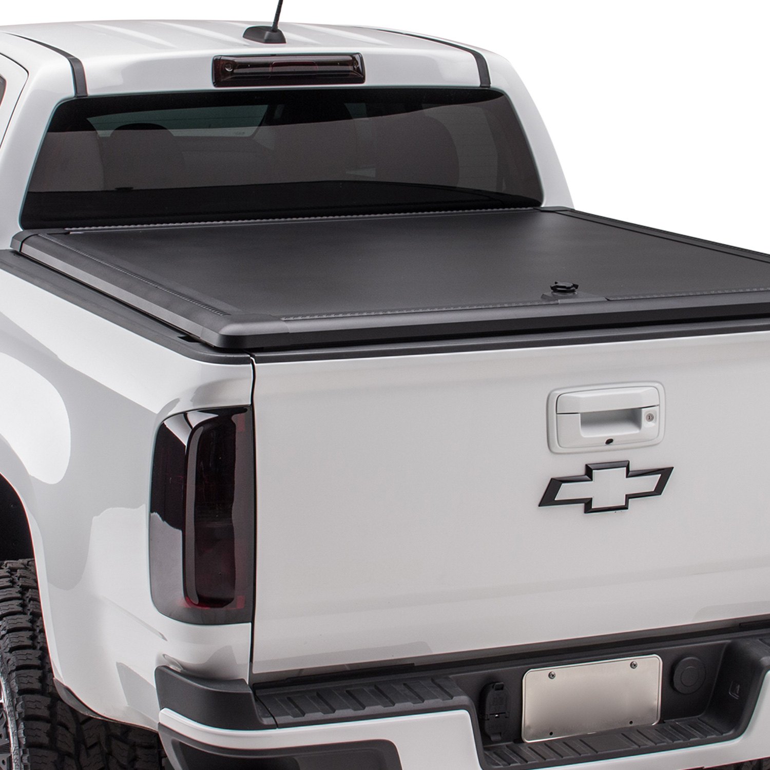 Undercover Chevy Colorado 2015 Ridgelander Hard Hinged Tonneau Cover