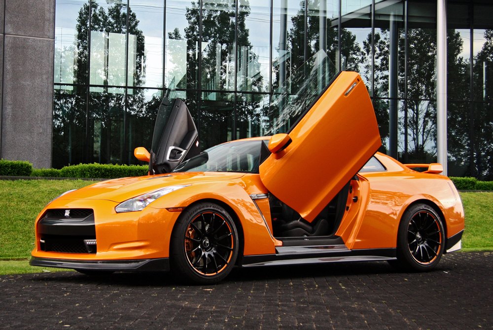 GTR Lambo Doors