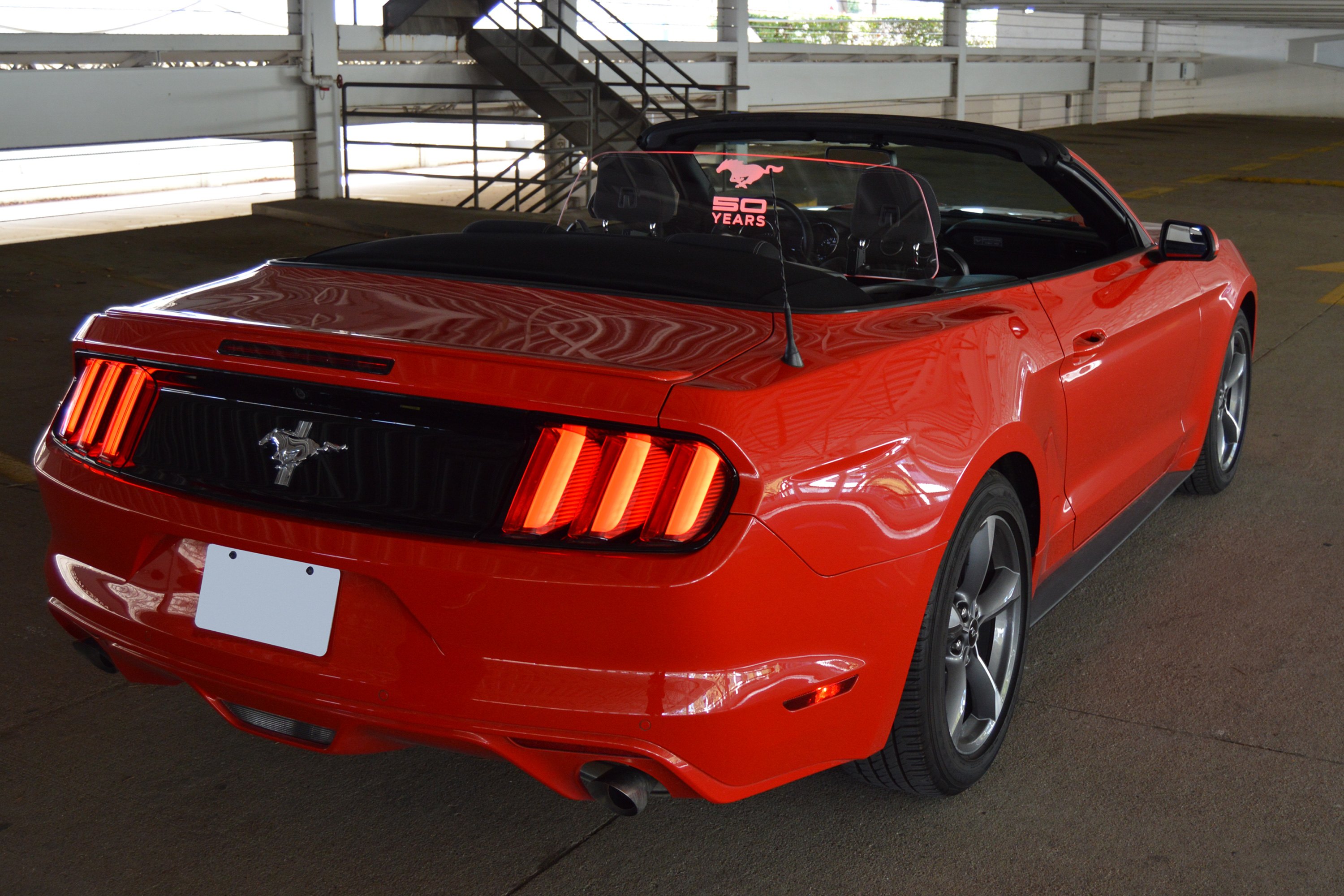 WindRestrictor® Ford Mustang Convertible 2017 Wind Deflector