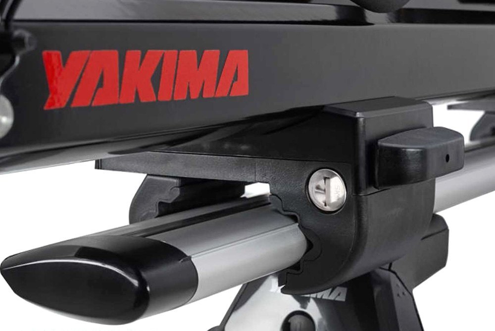 Yakima ® - ShowDown ™ SUP and Kayak Carrier.